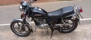 Suzuki GS 125 2000