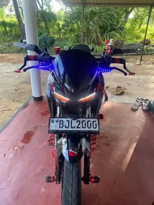 Bajaj Pulsar N160 2024