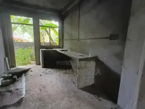 Piliyandala Madapatha Slab Complete Half Build House for Sale .