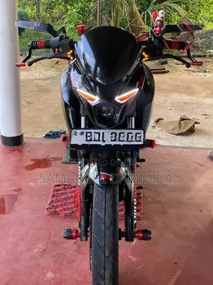 Bajaj Pulsar N160 2024