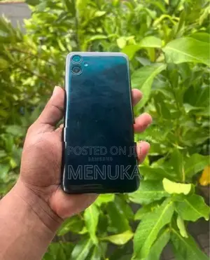 Samsung Galaxy A04e (Used)