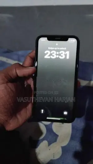 Apple iPhone XR (Used)
