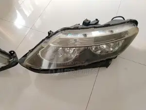 Honda Airwave Head Light Pair Xenon