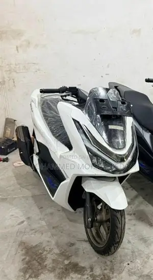Honda PCX160 2025
