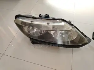 Honda Airwave Head Light Pair Xenon