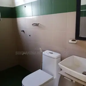 5 Bed 3 Bath House for Rent in Piliyandala