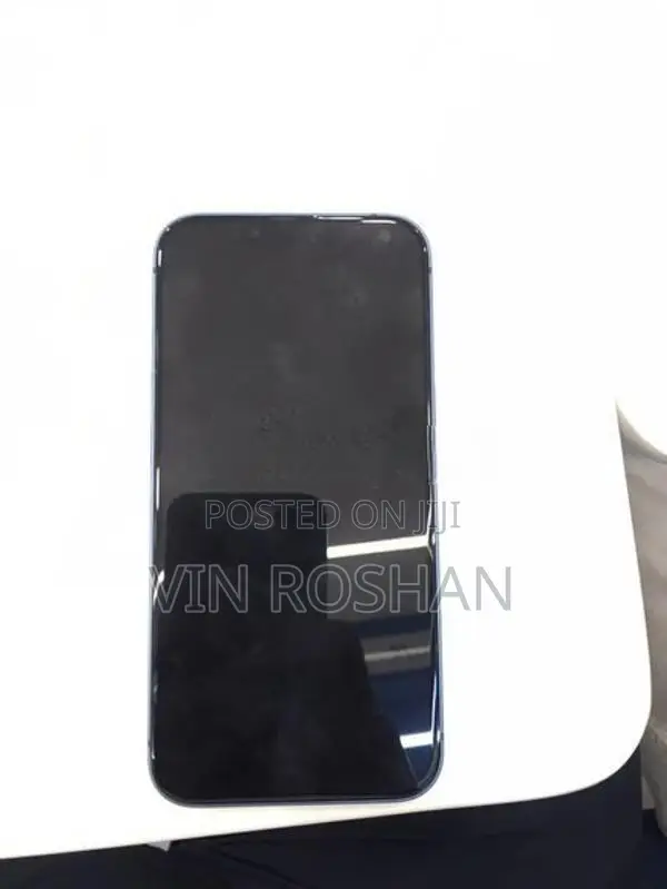 Apple iPhone 13 (Used)