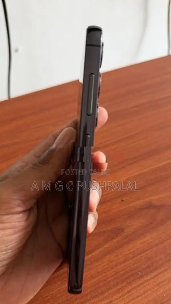 Samsung Galaxy S23 256/8GB (Used)