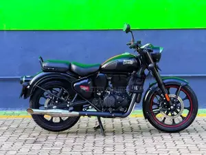 Royal Enfield Classic 350 Stealth Black 2024