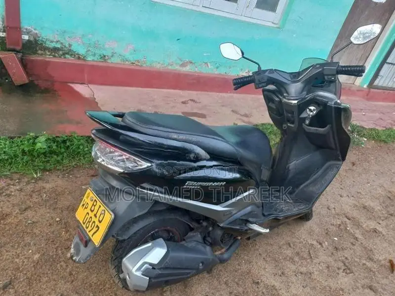 Suzuki Burgman Street 2020