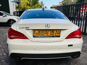 Mercedes Benz CLA 180 AMG Line 2016