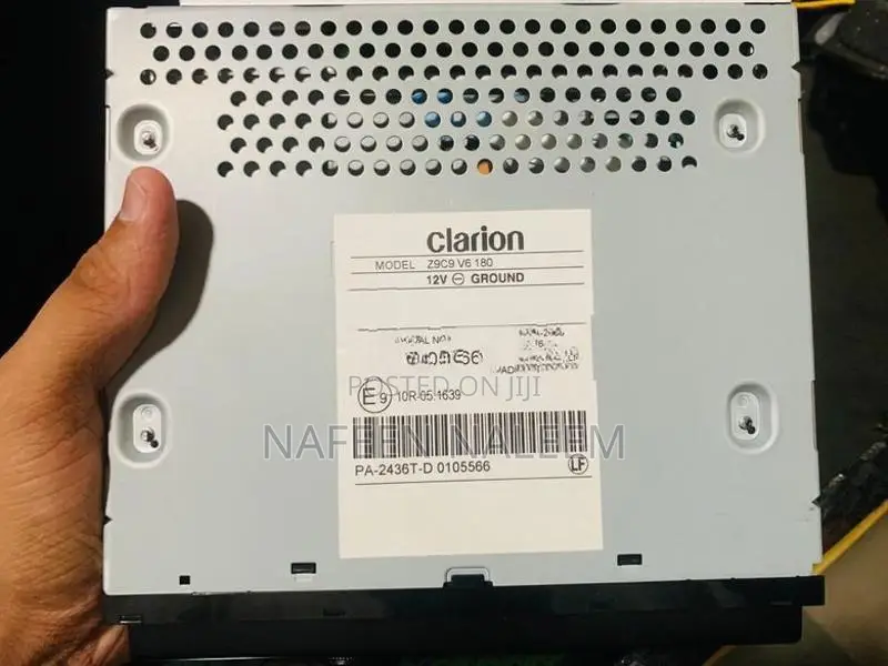 Car Audio Head Unit Clarion Z9C9 V6 180