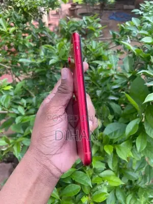 Apple iPhone XR 128GB (Used)