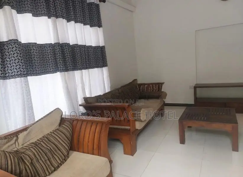 3 Bhk Holiday Bangalow in Dehiwala
