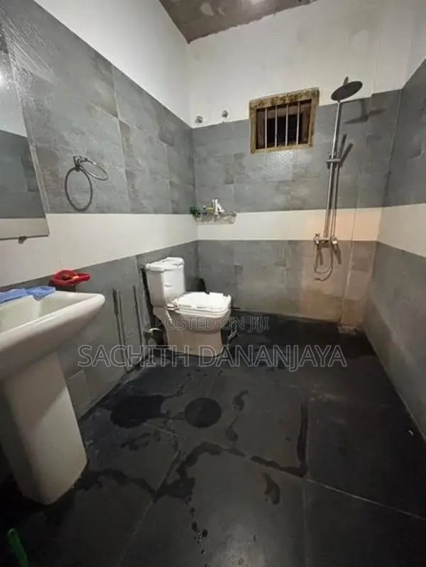 House for Sale in Narammala