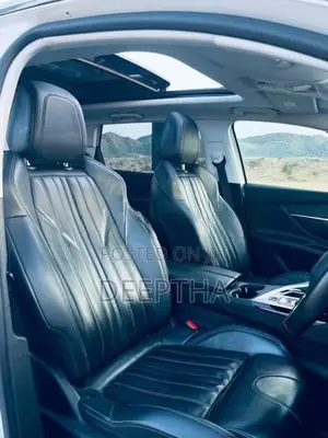 Peugeot 5008 2020