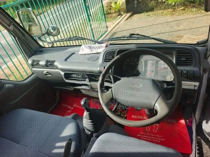 Nissan Atlas 1995