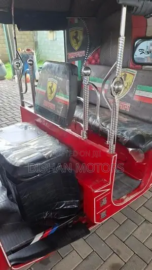 Bajaj RE 4 Stroke 2010