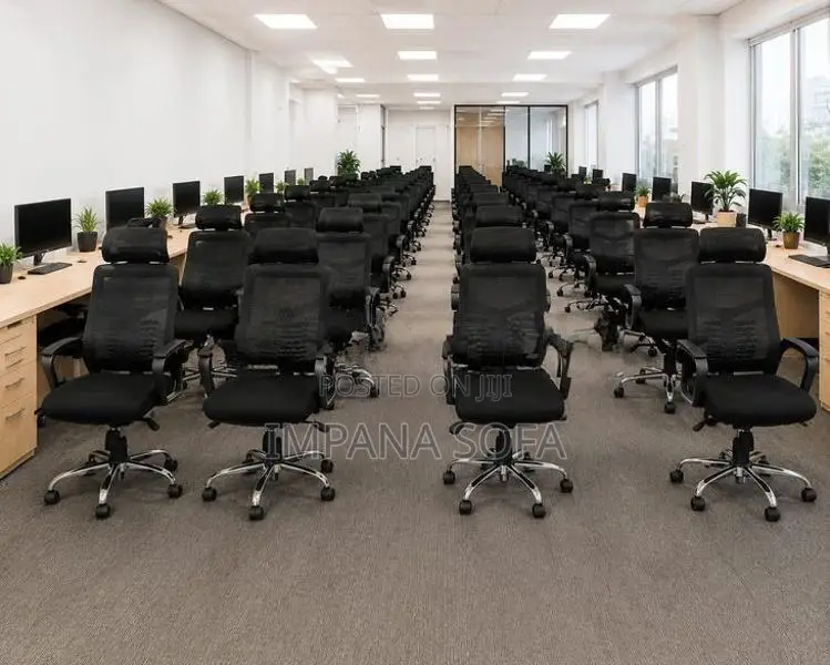 (IMPANA) Brand new Office HB Boss chair -850A