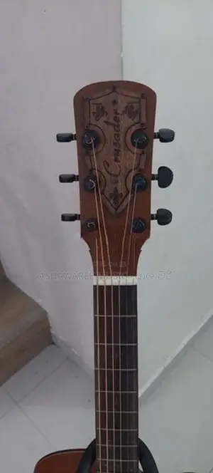 Crusader Accoustic Box Guitar