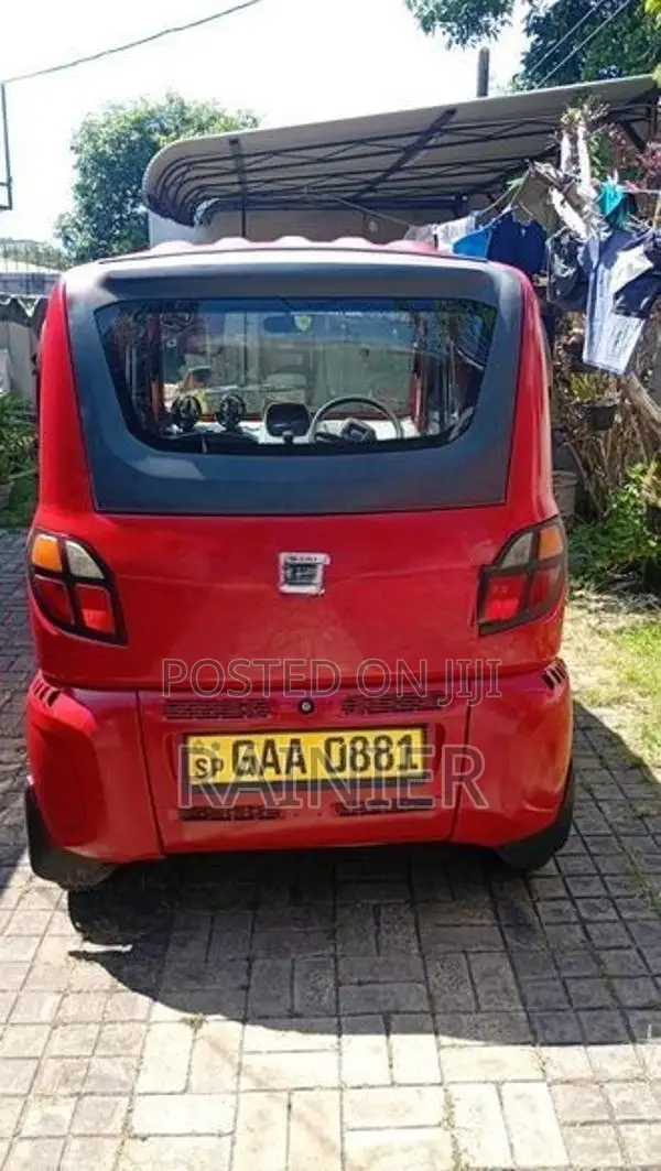 Bajaj Qute 2019
