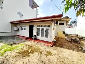 Singal Story House for Rent Nugegoda Jubilee Post Junction