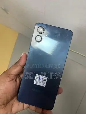 Samsung Galaxy A06 (Used)