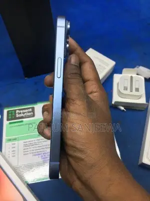 Apple iPhone 14 (Used)