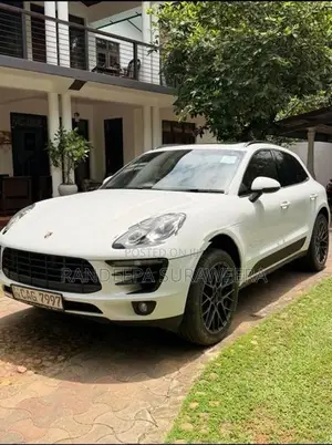 Porsche Macan 2014