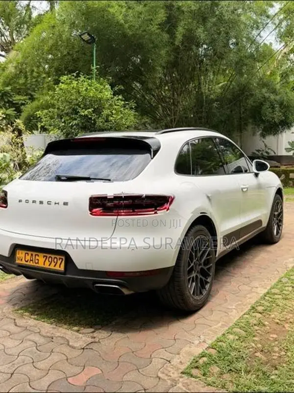 Porsche Macan 2014