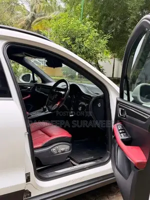 Porsche Macan 2014