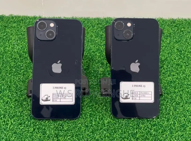 Apple iPhone 13 128GB Midnight (Used)