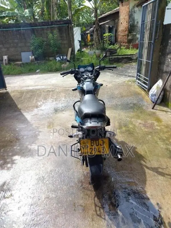 Bajaj Discover 125 2015