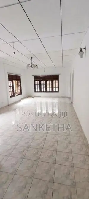 Thalawathugoda 1st Floor 3 Bedroom House for Rent