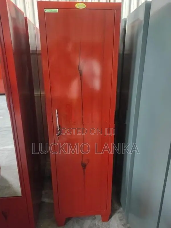 New 6x1.5 Size One Door Steel Cupboard (Ttt5)