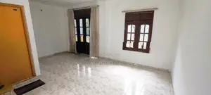 Thalawathugoda 1st Floor 3 Bedroom House for Rent
