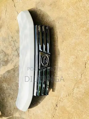 Daihatsu Move Bonnet
