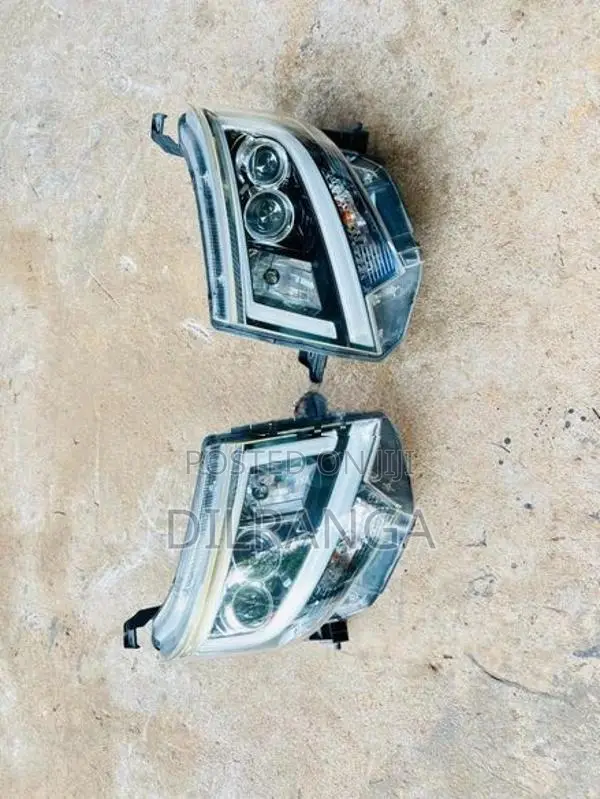 Daihatsu Move Head Lamp