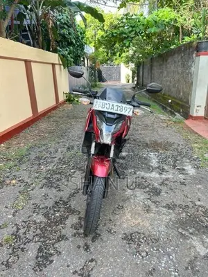 Honda X-Blade 2020