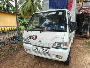 Foton Aumark 2013
