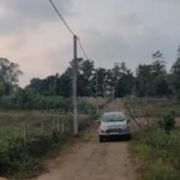 Flat Residential Land for Sale – Moronthuduwa, Bandaragama