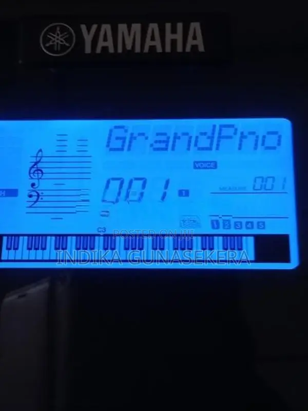 Yamaha PSR E 453 Keyboard