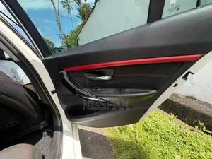BMW 318i Sport Line 2018