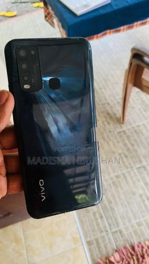 Vivo Y50 (Used)