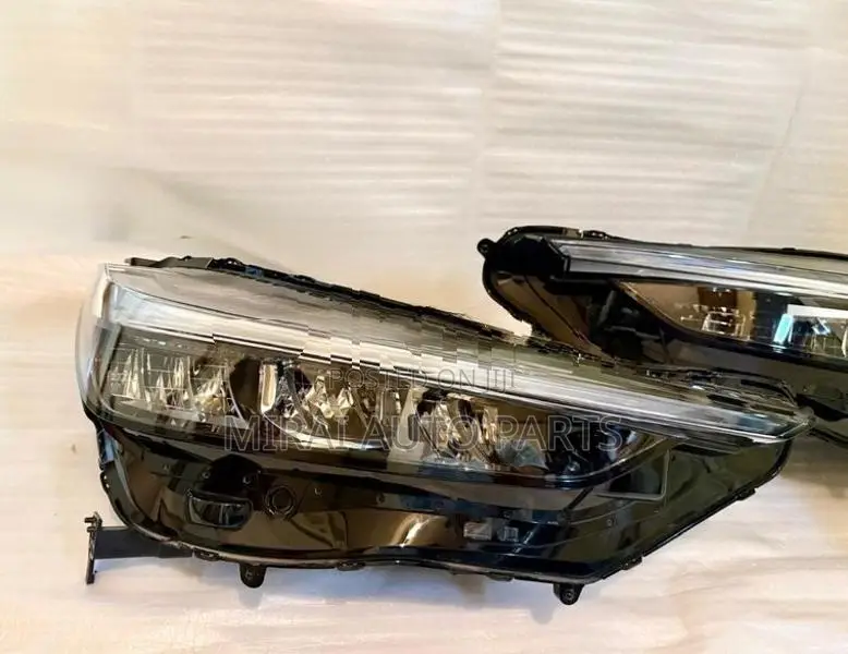 Honda Vezel Head Light 2025