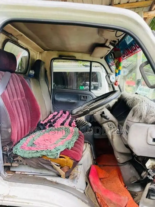 Nissan Atlas 1994