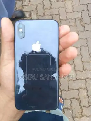 Apple iPhone X (Used)