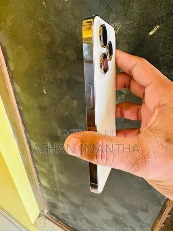 Apple iPhone 14 Pro (Used)