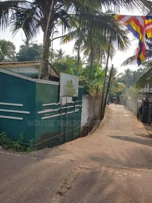 Land for Sale – Near Kandy Colombo Main Road (Kandahena Road)