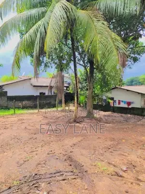 අතුරුගිරිය – කහන්තොට පාරෙන් පර්චස් 22ක වටිනා ඉඩමක් විකිණීමට